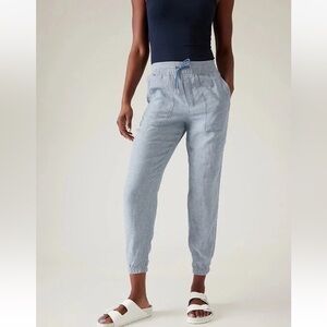 Athleta Retreat 100% linen chambray blue joggers with pockets $118 - 8 Tall
